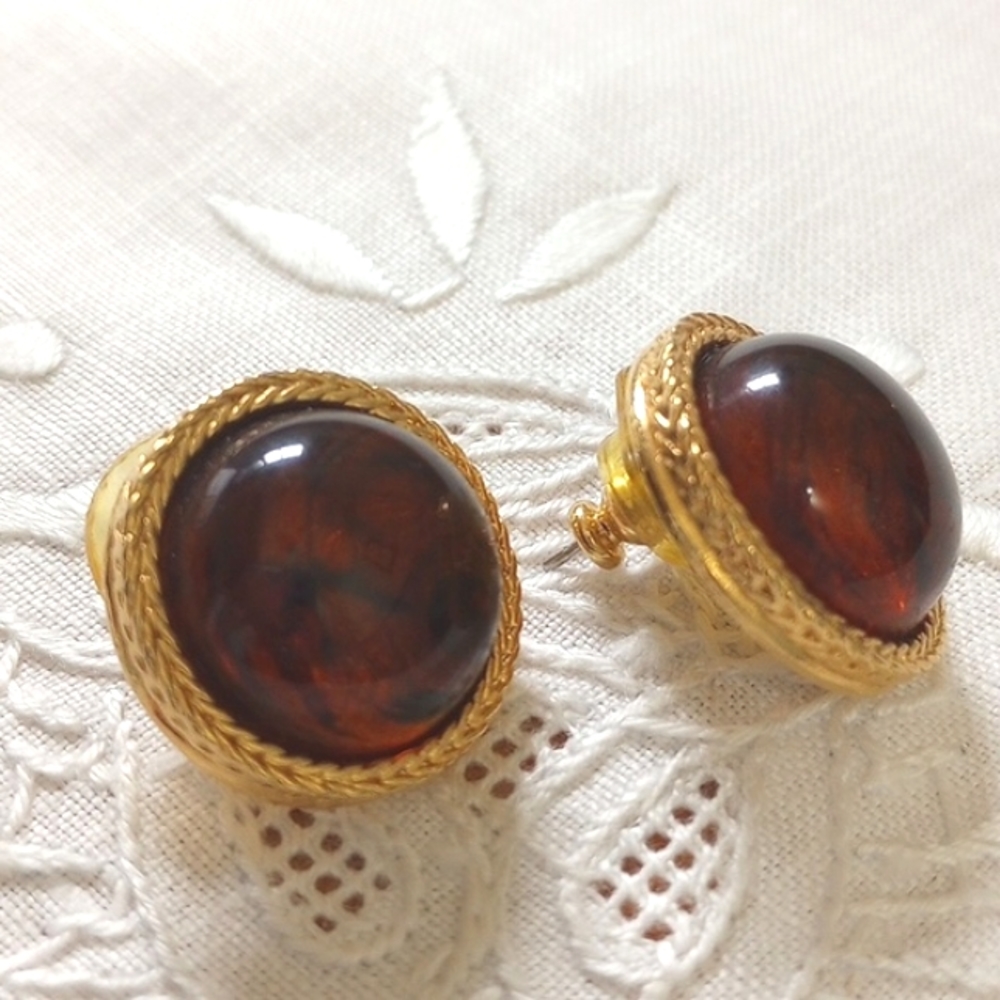 Vintage LCI faux tortoise shell cabochon and Goldtone braid post Earrings